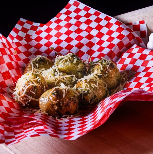 Garlic rolls.